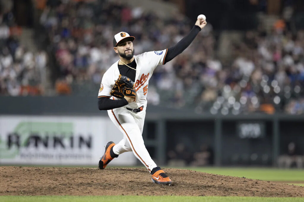 Washington Nationals late additions to the bullpen impressing in camp