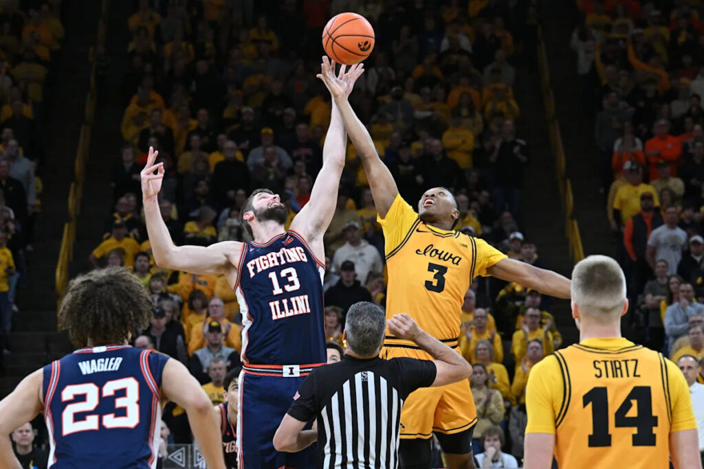 Illinois vs Iowa live updates, predictions, time, how to watch Elite 8 game