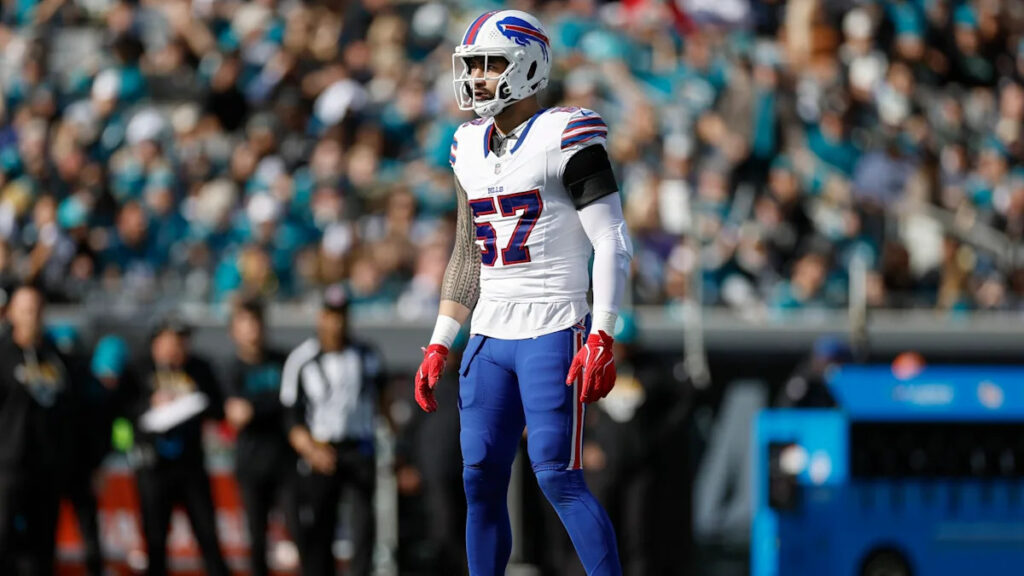 Browns agree to terms with DE A.J. Epenesa, WR Tylan Wallace