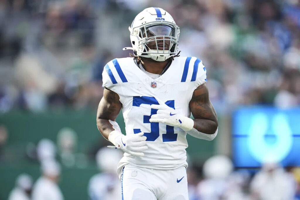 Colts backup free agent running back plucked by Falcons this early offseason