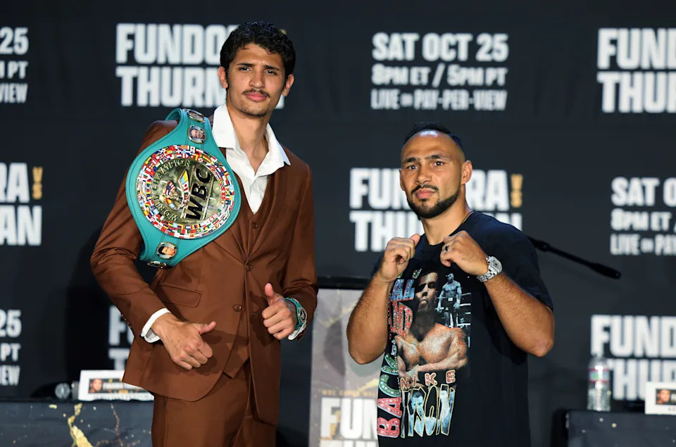 LOS ANGELES, CALIFORNIA - SEPTEMBER 3: (L-R) Sebastian Fundora, WBC Super Welterweight World Champion, and Keith Thurman pose for a photo after a news conference at The Mayan on September 3, 2025 in Los Angeles, California, ahead of the October 25th world tittle fight in las Vegas, Nevada. (Photo by Kevork Djansezian/Getty Images)