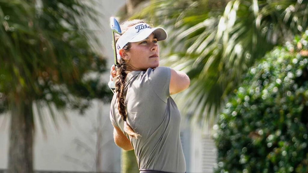 Annabelle Pancake-Webb, Dorsey Addicks take lead at Atlantic Beach Classic