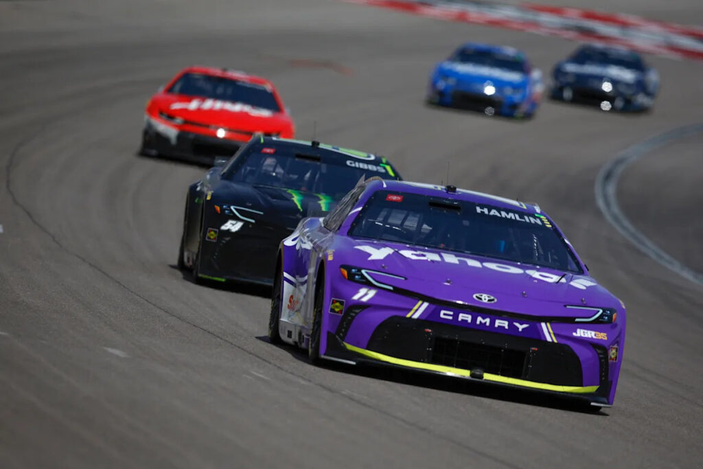 Who won NASCAR Cup Las Vegas race? Winner is Denny Hamlin, plus full results