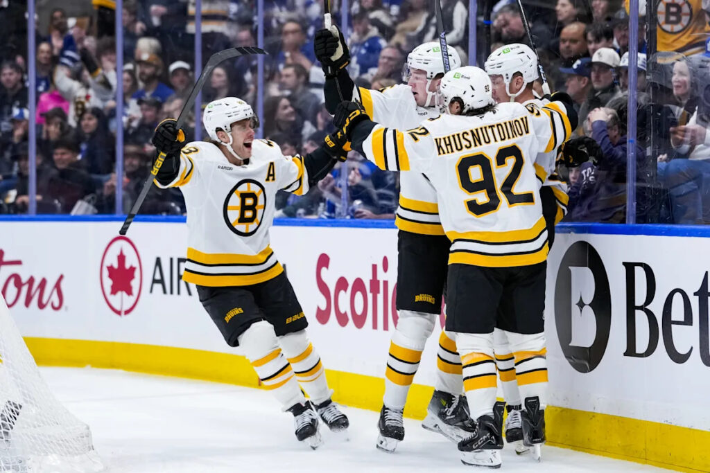 Preview: Bruins host Maple Leafs as playoff race heats up