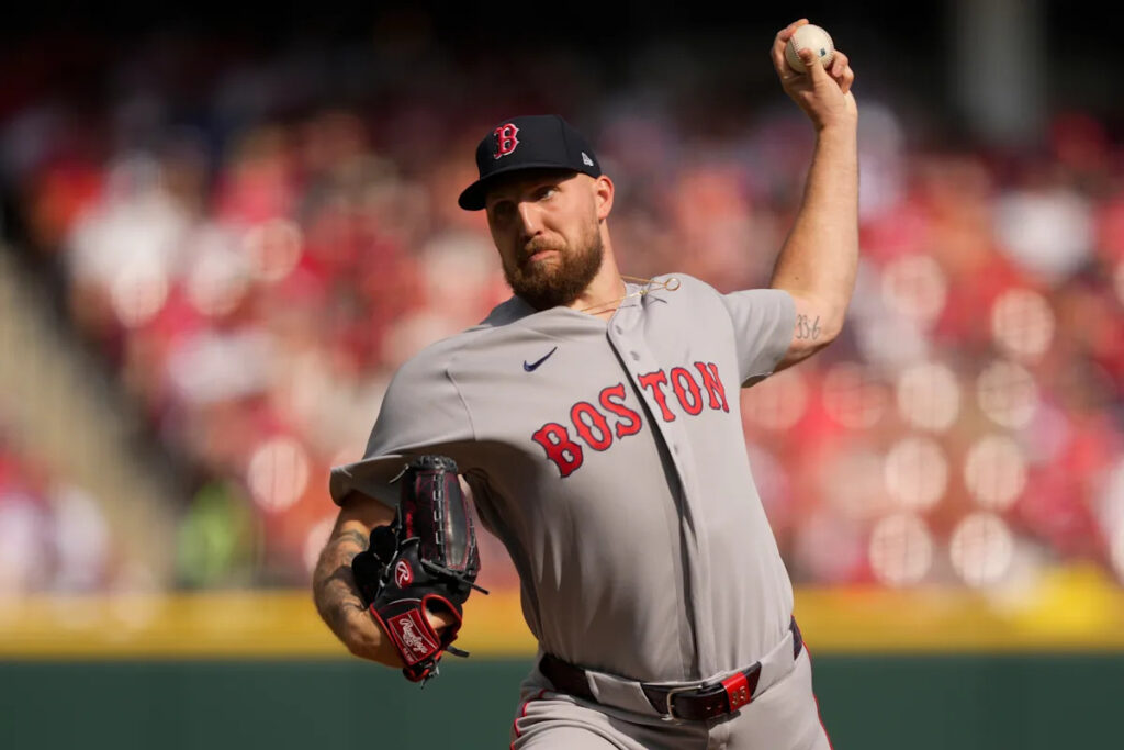 Garrett Crochet throws 6 shutout innings as Red Sox defeat Reds 3-0 Garrett Crochet throws 6 shutout innings as Red Sox defeat Reds 3-0