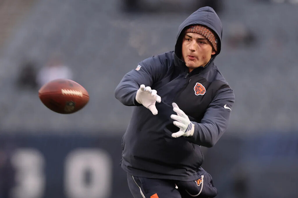 Chicago Bears fans expect a big 2026 from Colston Loveland