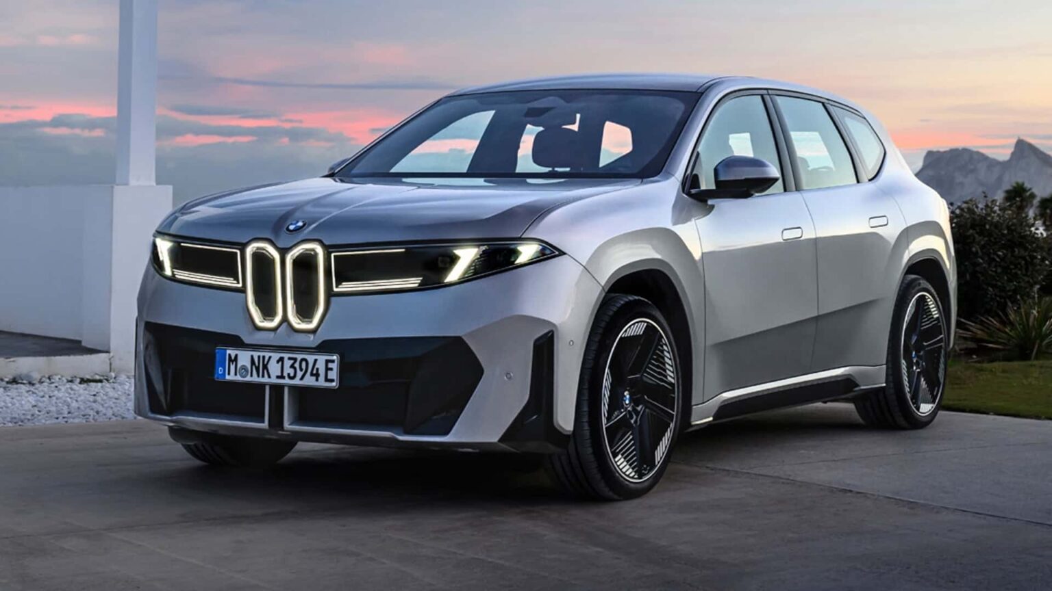 Ex-BMW Designer Blasts The Look Of The New iX3