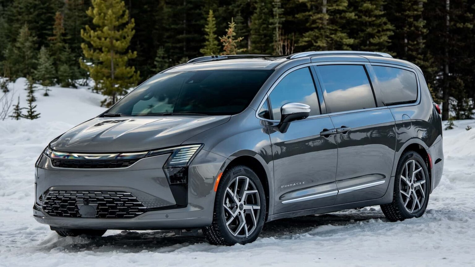 Chrysler’s Cheapest Minivan Replaced