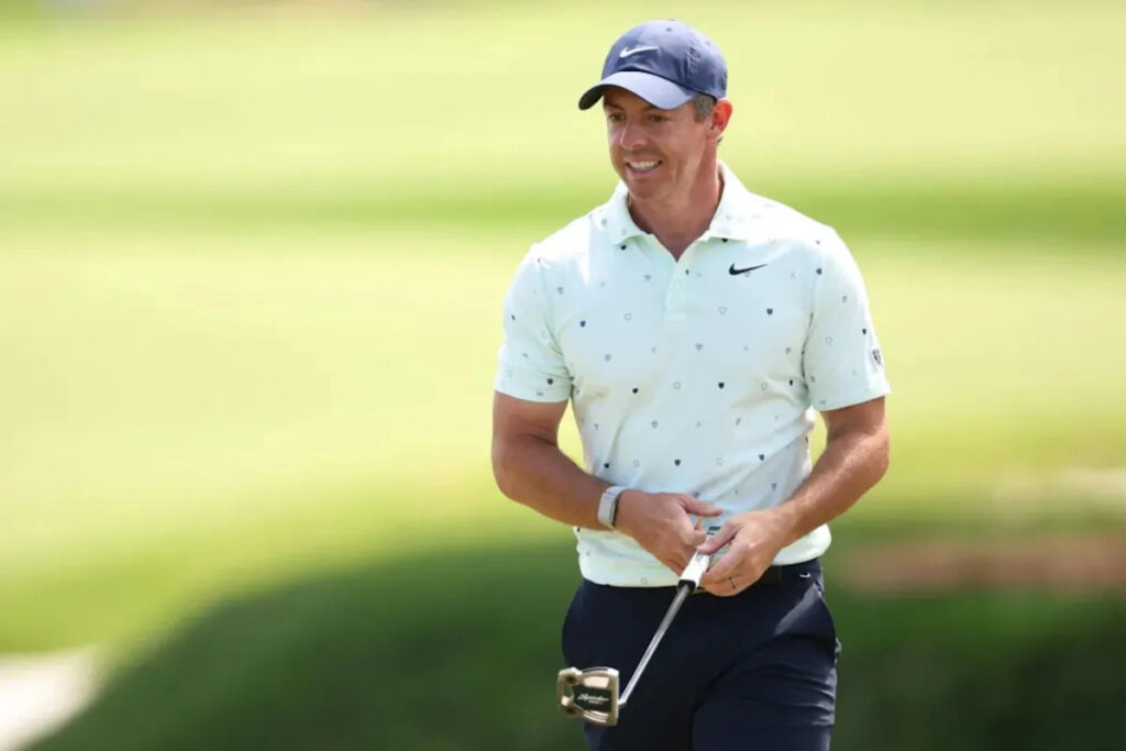 Rory McIlroy grinds it out to make cut at the Players Championship