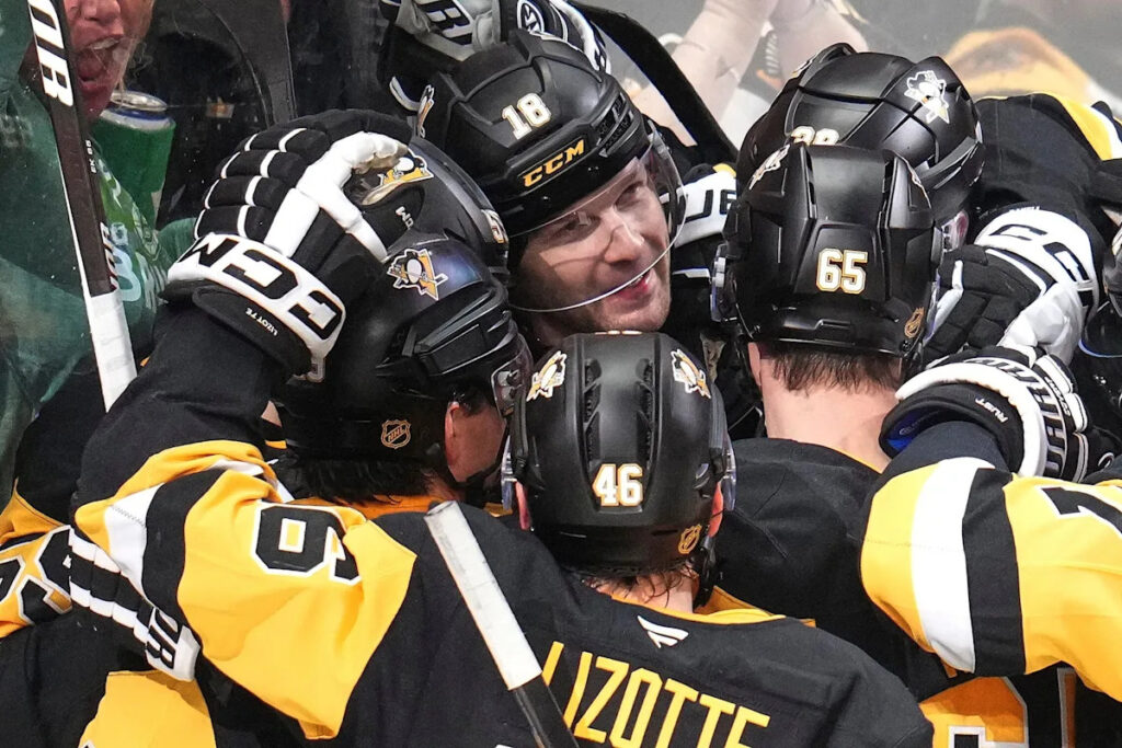 Tommy Novak scores in OT to lift the Penguins past the Bruins, 5-4