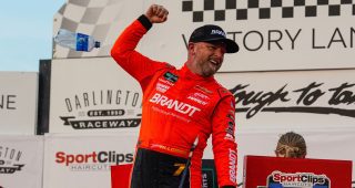 Justin Allgaier rallies to Darlington win in O’Reilly Auto Parts Series Justin Allgaier rallies to Darlington win in O’Reilly Auto Parts Series