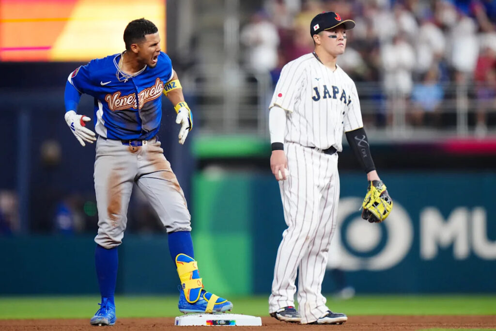Shohei Ohtani homers, but Japan eliminated by Venezuela