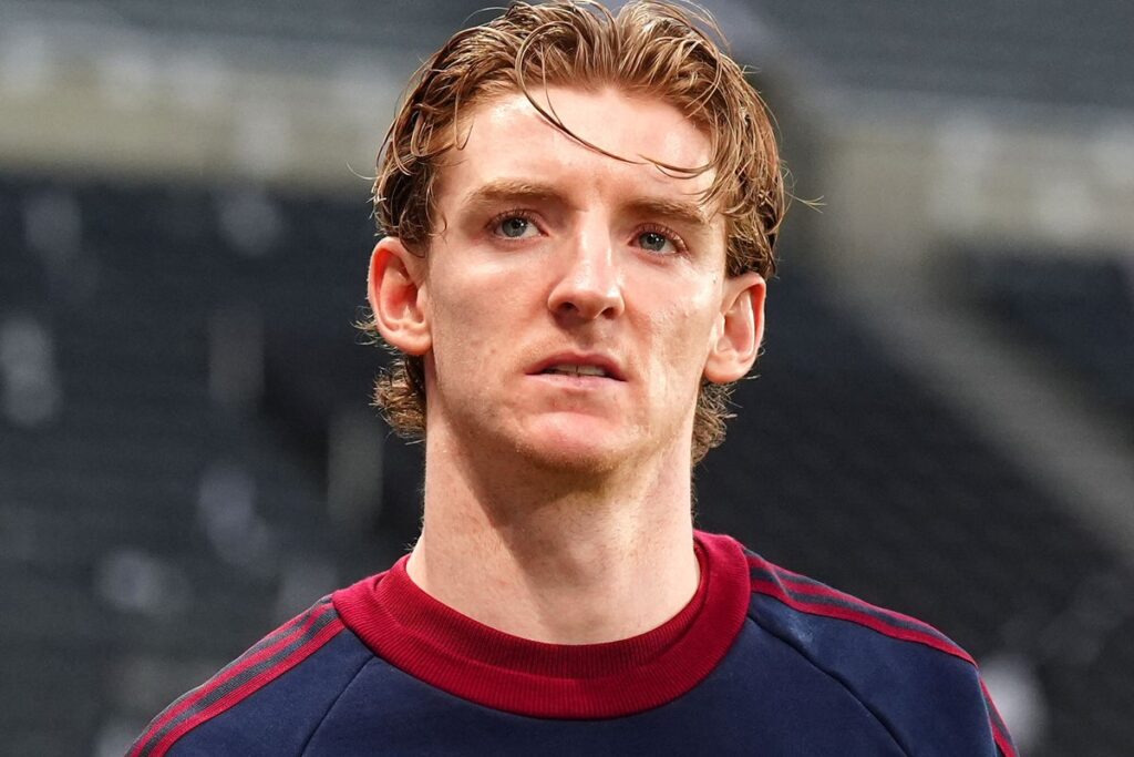 Anthony Gordon says Sunderland are ‘not very good’ as he slams Newcastle’s performance in derby defeat