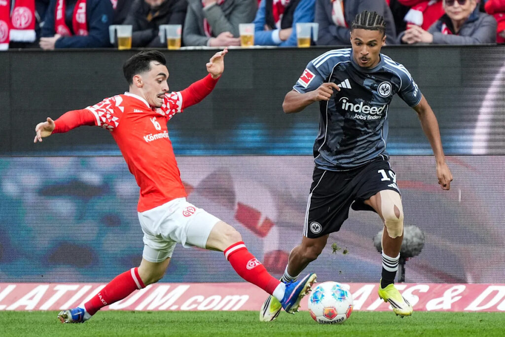 World Cup hero Götze omitted as Frankfurt loses Bundesliga derby 2-1 in Mainz World Cup hero Götze omitted as Frankfurt loses Bundesliga derby 2-1 in Mainz