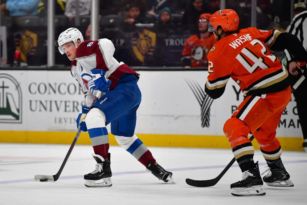 Parker Kelly’s Two-Goal Night Powers Avalanche to 5-1 Win Over Ducks