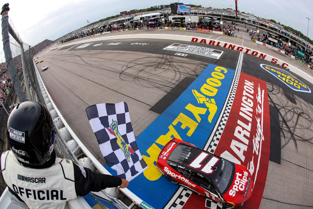 NASCAR Darlington predictions 2026, expert picks for Cup Series race