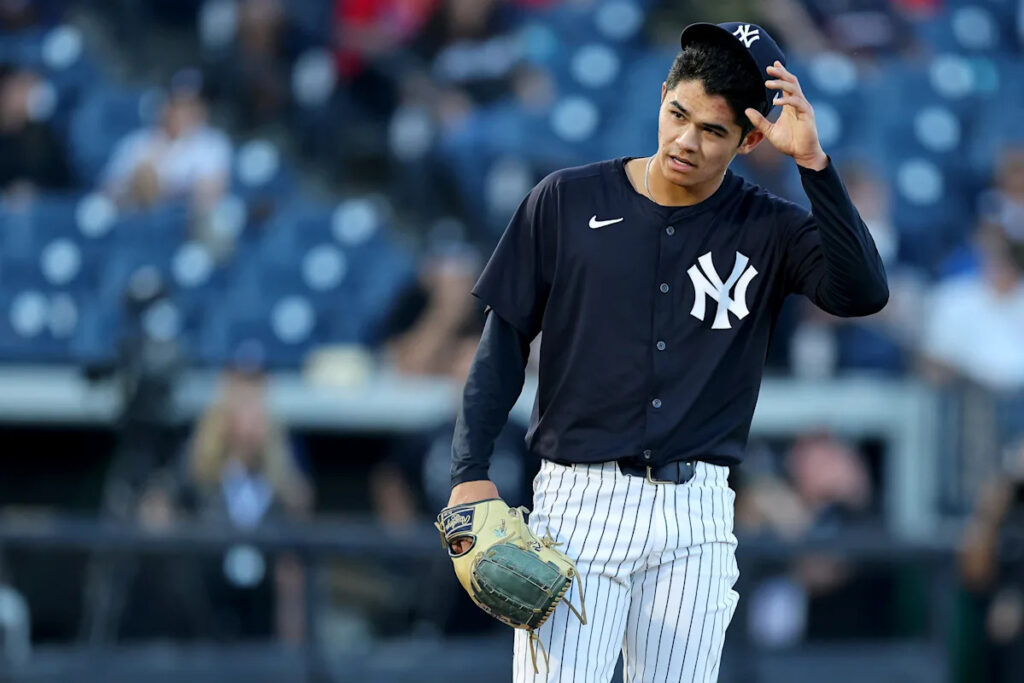 Yankees’ Spring Breakout turns south in forgettable loss to Braves Yankees’ Spring Breakout turns south in forgettable loss to Braves