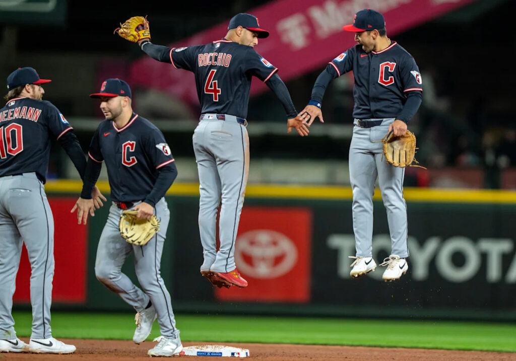 GAME THREAD: Guardians at Mariners, game 4 of 162 GAME THREAD: Guardians at Mariners, game 4 of 162