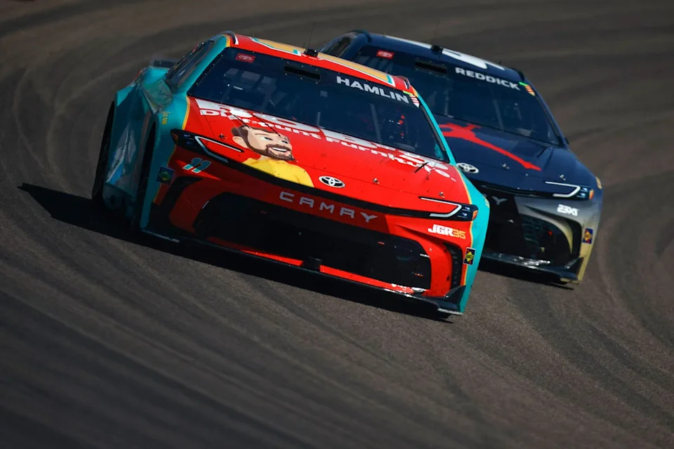 Denny Hamlin, Joe Gibbs Racing