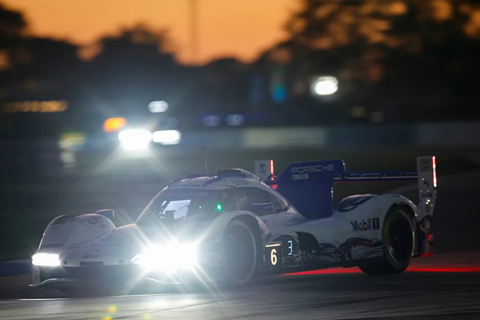 #6 Porsche Penske Motorsport Porsche 963: Laurens Vanthoor, Kevin Estre, Matt Campbell