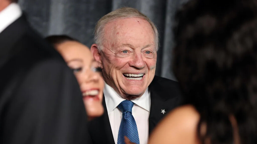 Jerry Jones: If Cowboys had played a lick of defense, we would’ve had a playoff run
