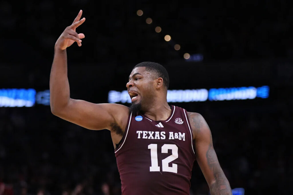 Rashaun Agee scores 22 points, leads No. 10 seed Texas A&M past No. 7 seed Saint Mary’s 63-50