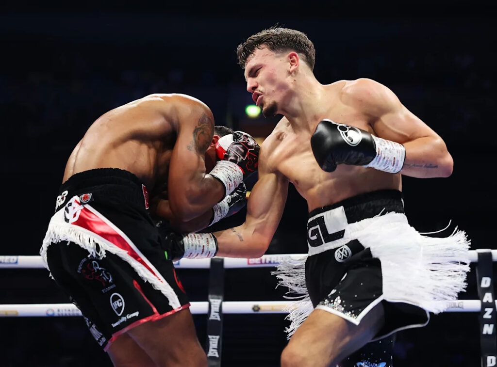 George Liddard survives strong test to beat Tyler Denny, retain British and Commonwealth titles