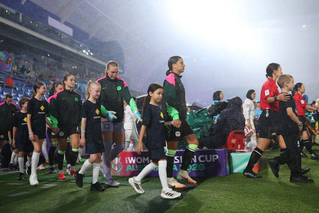 Asian Cup: Australia reach final four with win over Iran