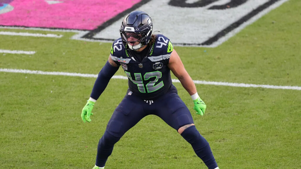 Seahawks agree to two-year contract with LB Drake Thomas