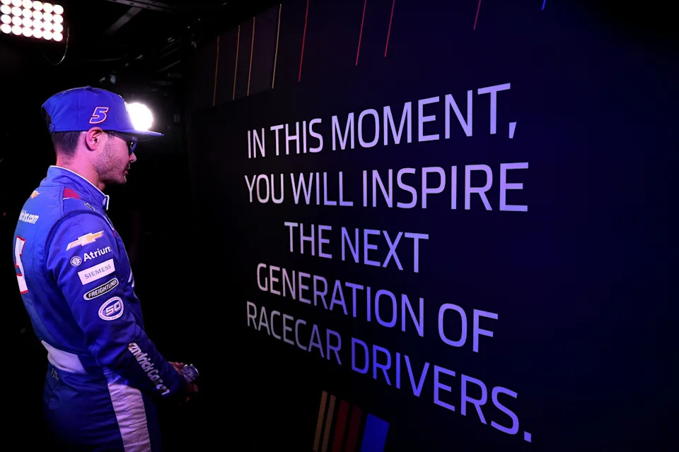 Kyle Larson, Hendrick Motorsports