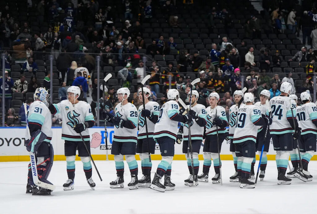 Kraken beat the Panthers 6-2 to move into the 2nd wild-card spot in the West