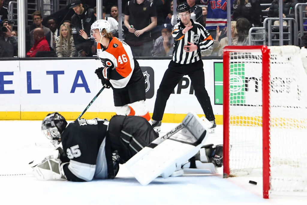 Flyers outlast Kings 4-3 in shootout for their 4th victory in 5 games