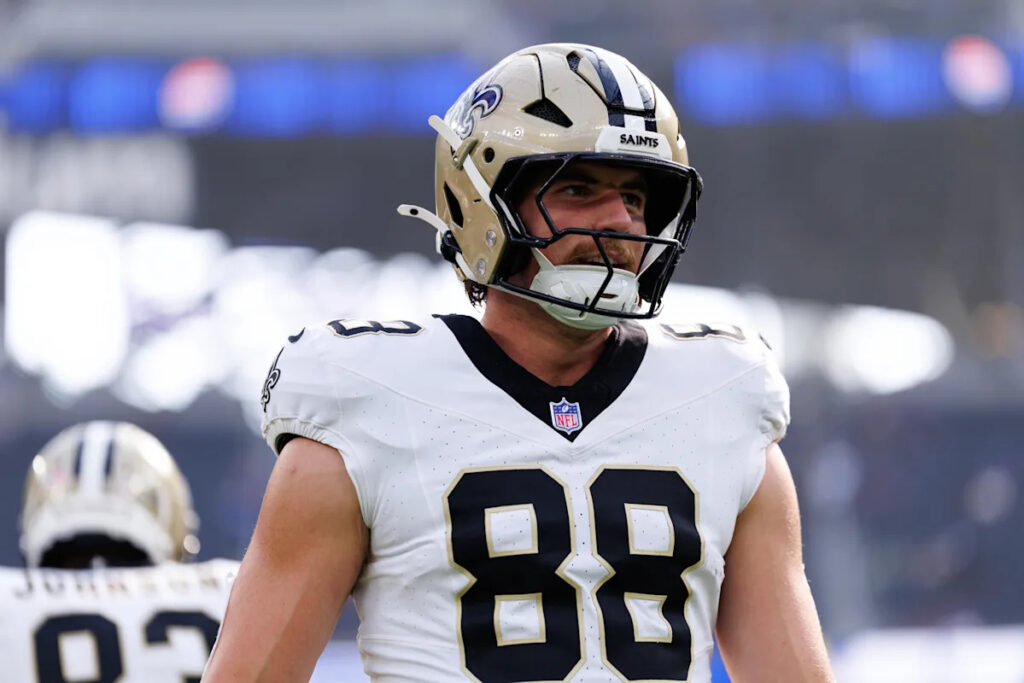 Cleveland Browns add a new tight end to the mix