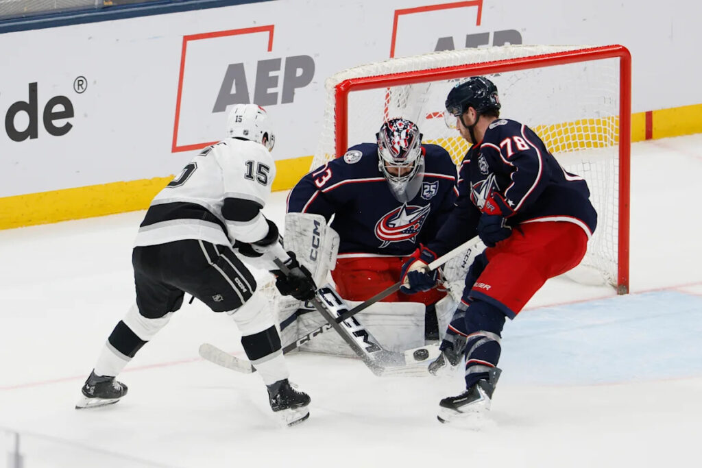 Kempe scores in overtime to lift the Kings to an OT win over the Blue Jackets