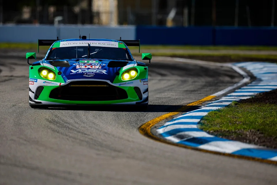 #19 van der Steur Racing Aston Martin Vantage GT3 Evo: Valentin Hasse Clot, Rory van der Steur, Sébastien Baud