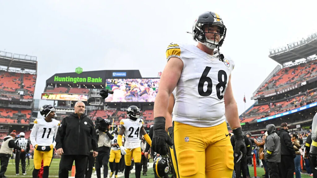 Steelers sign OL Jack Driscoll