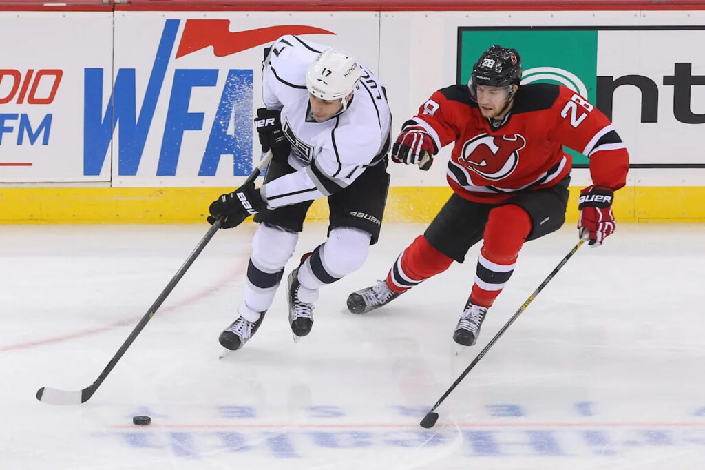 Former NHL Player Bobby Farnham Among Group to Purchase Minority Stake in Carolina Hurricanes Former NHL Player Bobby Farnham Among Group to Purchase Minority Stake in Carolina Hurricanes