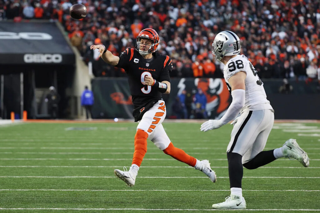 Ravens acquire Maxx Crosby via trade with Raiders