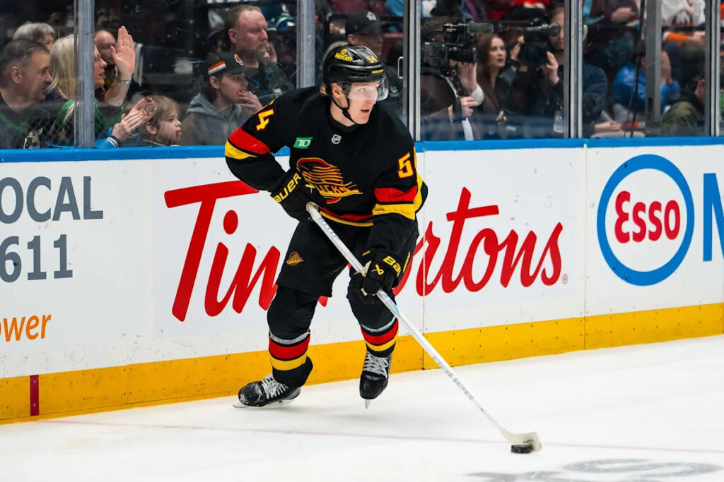 ‘Just Getting More & More Comfortable Playing The NHL Game.’: Canucks Aatu Räty Discusses Faceoffs & His 2025-26 Season So Far