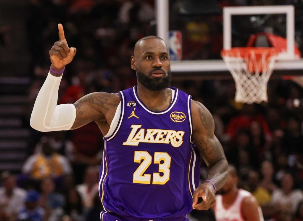 LeBron James, Fenway Sports Group unlikely to pursue expansion team, per report