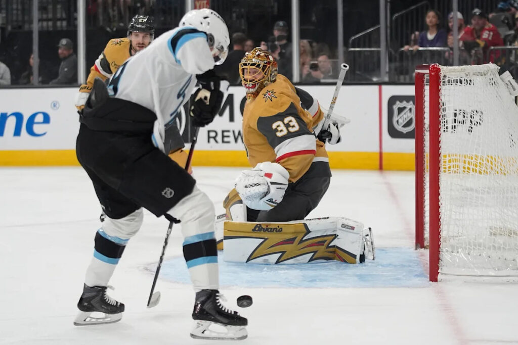 Mammoth score on 1st 3 shots on goal in 4-0 win over the Golden Knights
