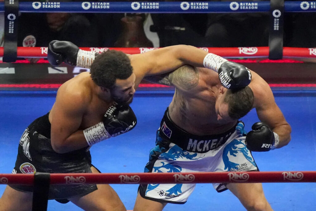 Itauma is heavyweight boxing’s rising star thanks to big KOs but Franklin poses test