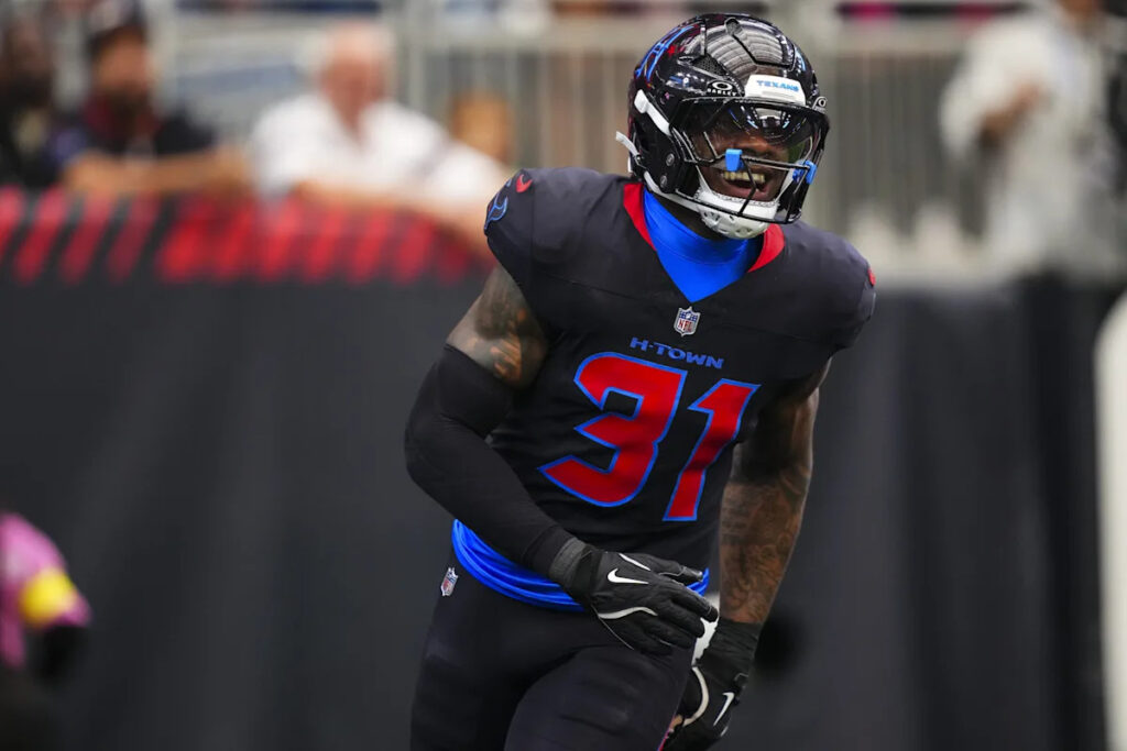 What Damone Clark brings to the Detroit Lions roster