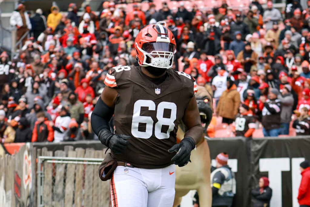 Cleveland Browns Free Agent Review: No more band-aid at left tackle with Cam Robinson