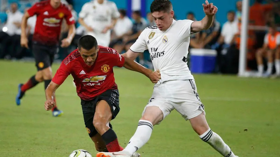 Federico Valverde in action against Manchester United