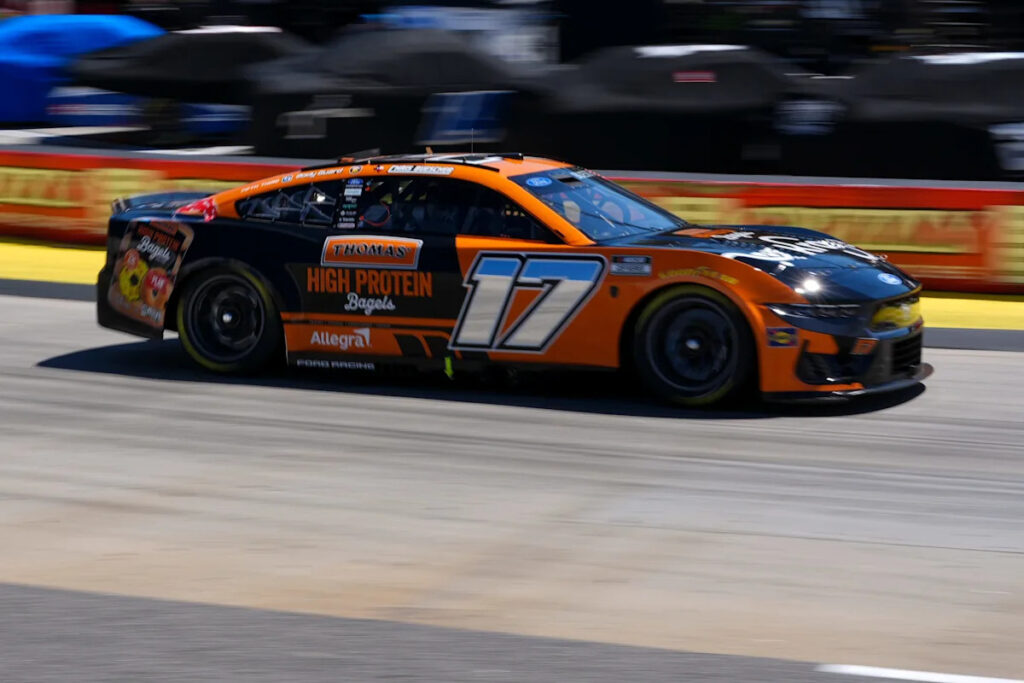 Chris Buescher leaves Martinsville with healthy gap over Chase bubble