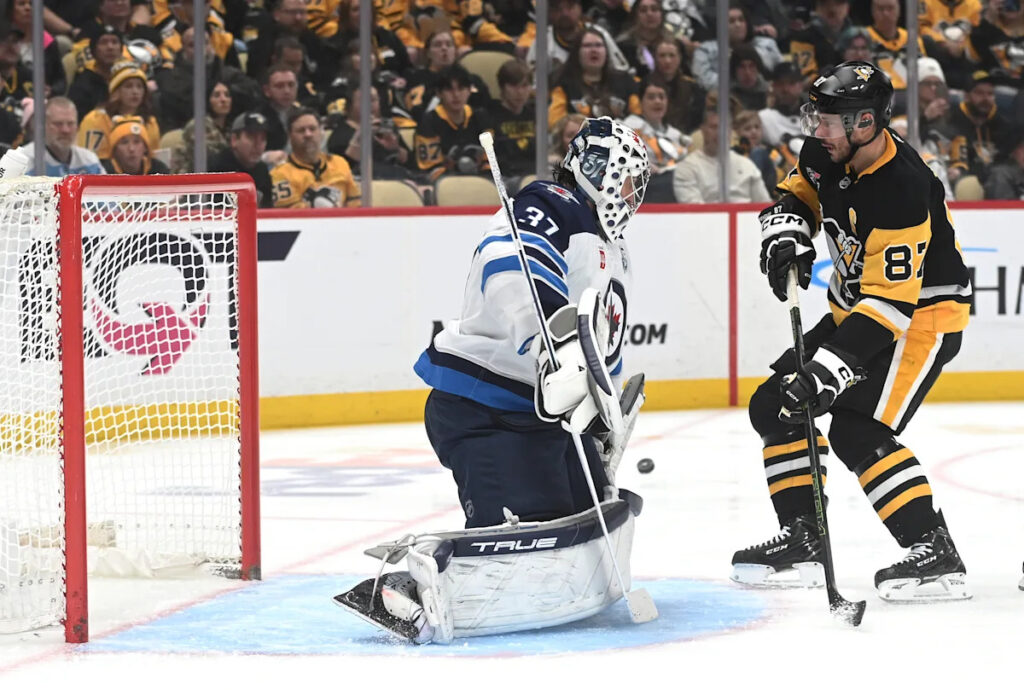 Sidney Crosby and Rickard Rakell score in shootout to lead Penguins over Jets, 5-4