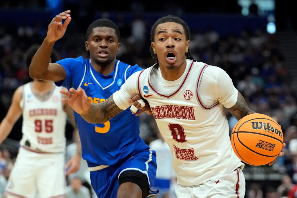 Philon scores 29 points, Alabama wipes out early deficit to oust Hofstra 90-70 in Midwest Region Philon scores 29 points, Alabama wipes out early deficit to oust Hofstra 90-70 in Midwest Region