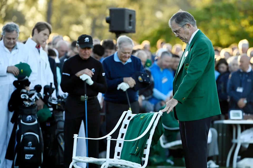 Augusta National Golf Club chairman Billy Payne , Gary Player and Jack Nicklaus bow their heads during a moment of silence in honor of Arnold Palmer before the first round of The Masters at Augusta National Golf Club. Apr 6, 2017; Augusta, GA. Credit: Michael Madrid-USA TODAY Sports