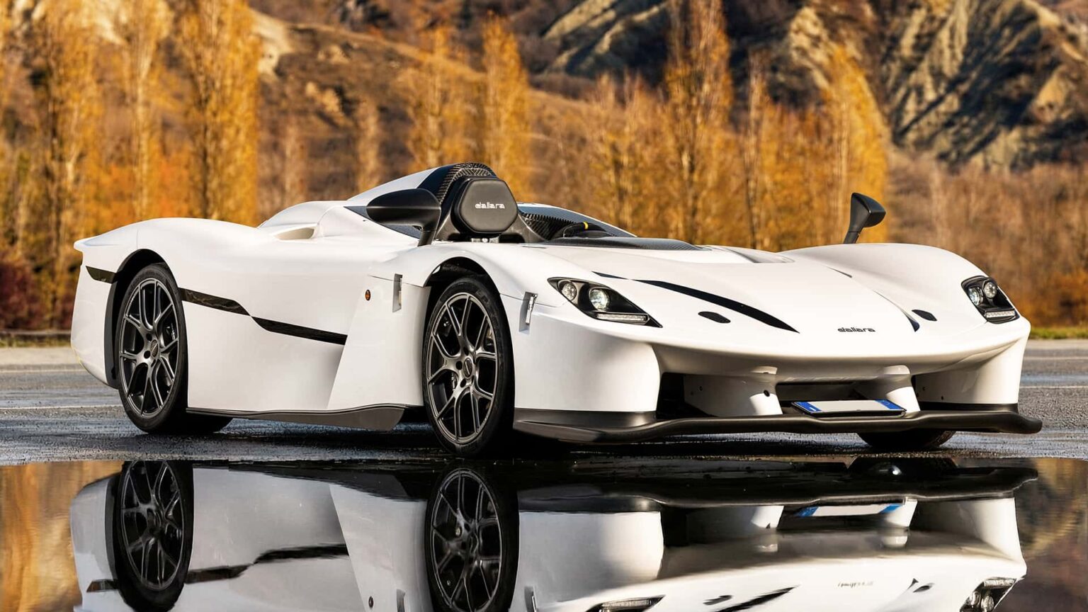 Single-Seat Dallara Supercar Heading To Auction